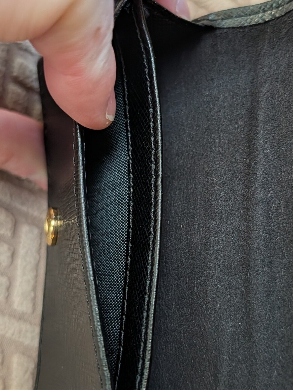 CREED Black Saffiano Leather Wallet NWOT - Picture 5 of 6